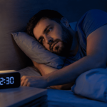 ملاتونین برای خواب چگونه عمل می‌کند؟ علائم کمبود ملاتونین و بهترین زمان مصرف